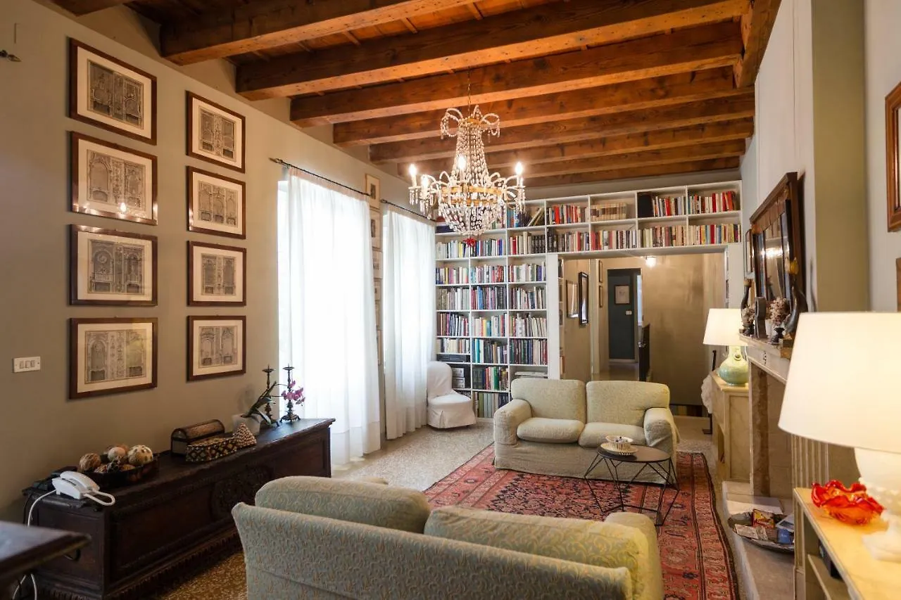 Maison d'hôtes Hotel Palazzo Fracastoro à Vérone