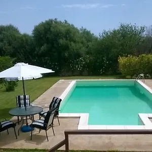 Gio Con Piscina Syracuse